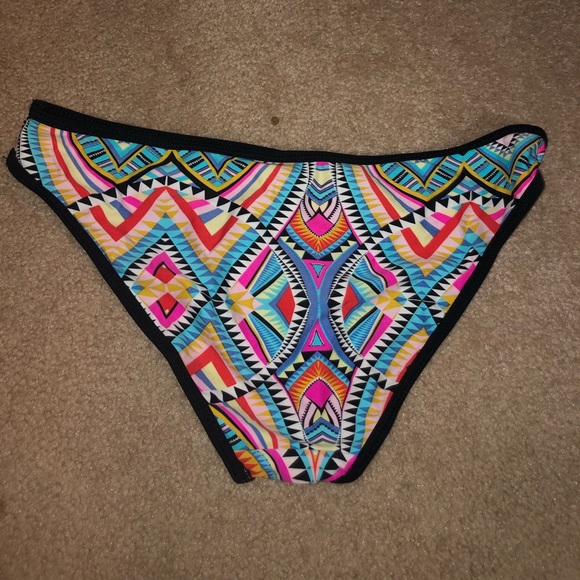 Aztec print bikini bottom - Picture 2 of 2